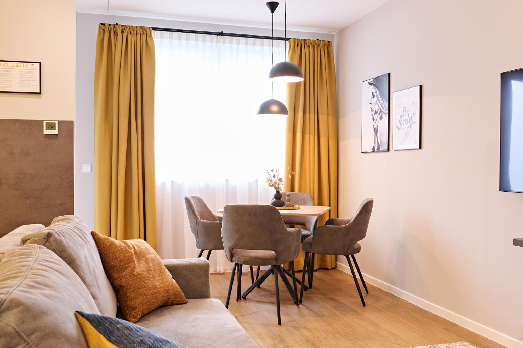 Xzllenz Traum Studio-Apartment, Frei-Parken, U-Bahn, Kueche Núremberg Exterior foto