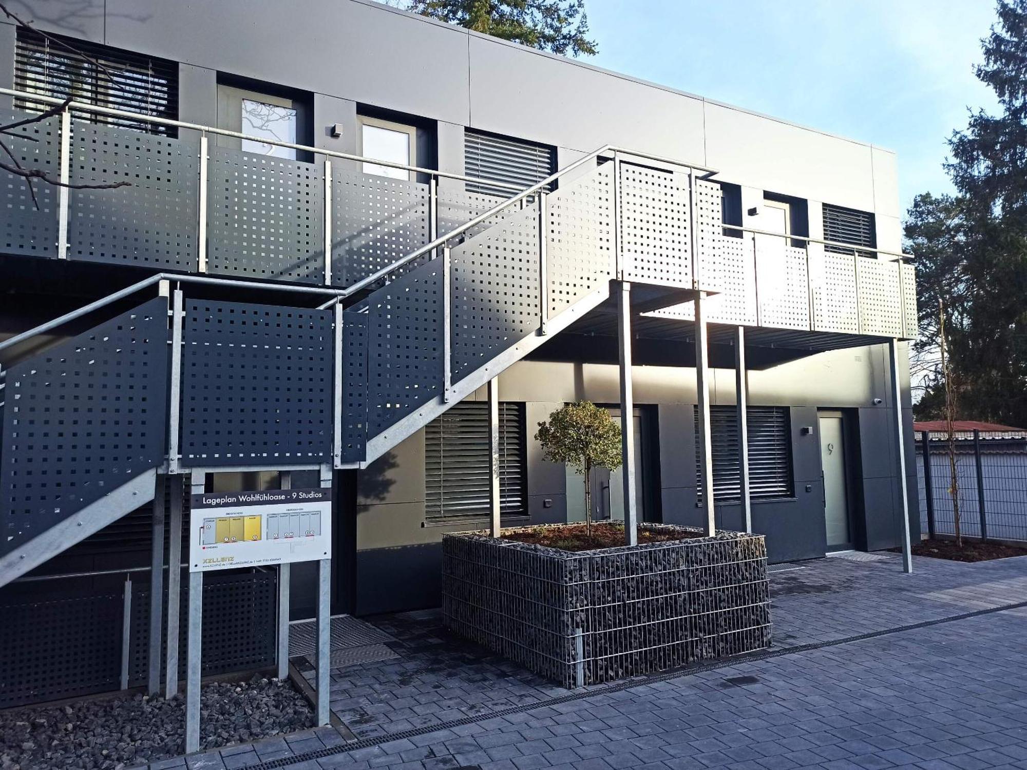 Xzllenz Traum Studio-Apartment, Frei-Parken, U-Bahn, Kueche Núremberg Exterior foto